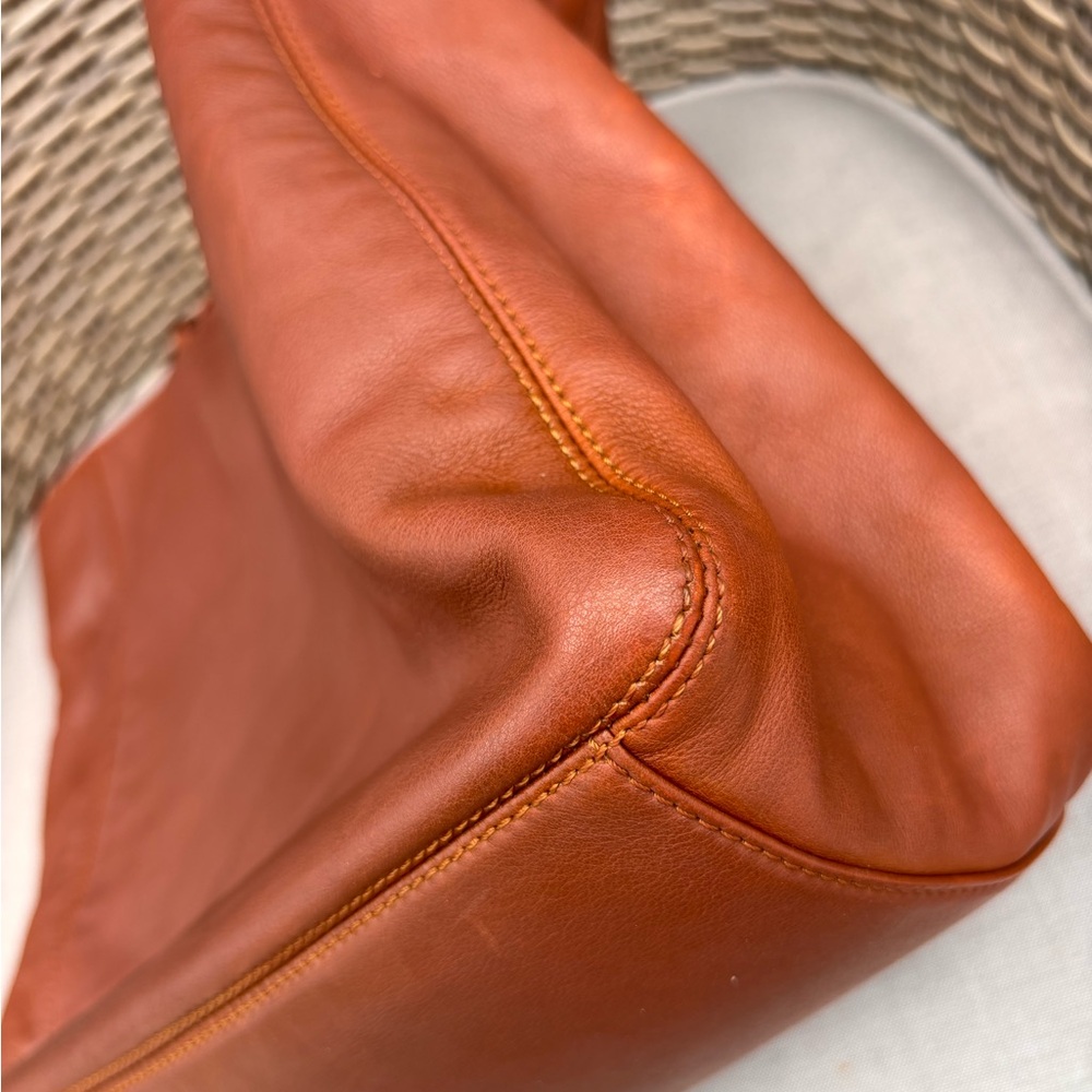 Authentic CHANEL brown leather CC tote tortoise handles - Picture 5 of 16